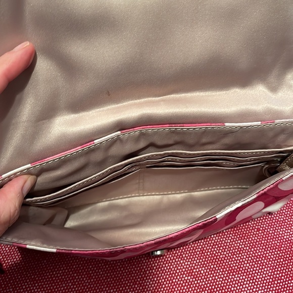 Vintage Coach wristlet/wallet - Picture 6 of 7